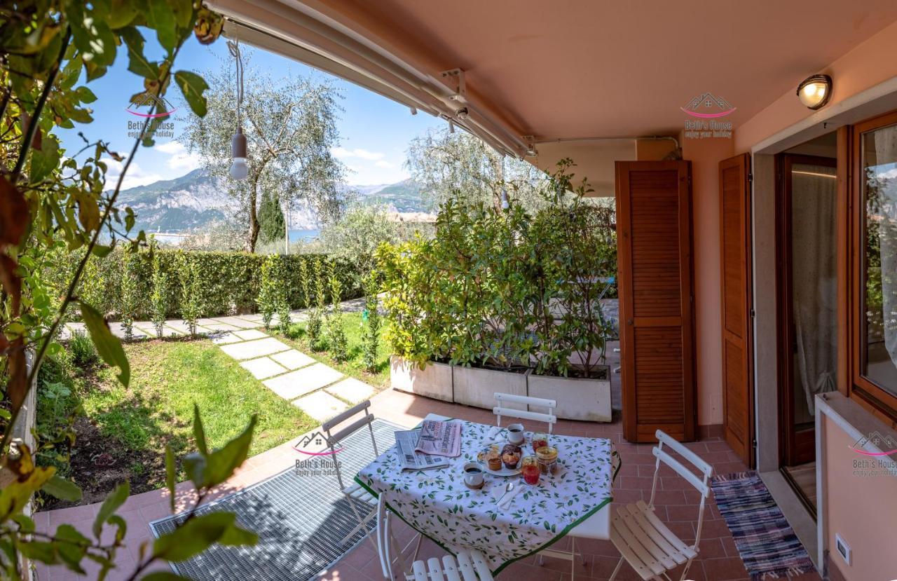 Garden Beth'S House Daire Brenzone sul Garda Dış mekan fotoğraf