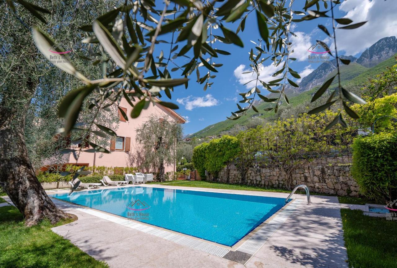 Garden Beth'S House Daire Brenzone sul Garda Dış mekan fotoğraf
